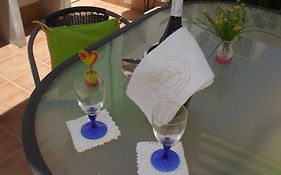 Dinas Guesthouse